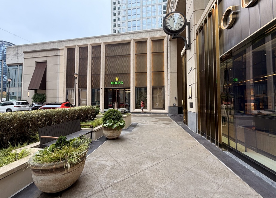 Die Rolex-Boutique von Bucherer im Einkaufszentrum The Bravern in Bellevue.